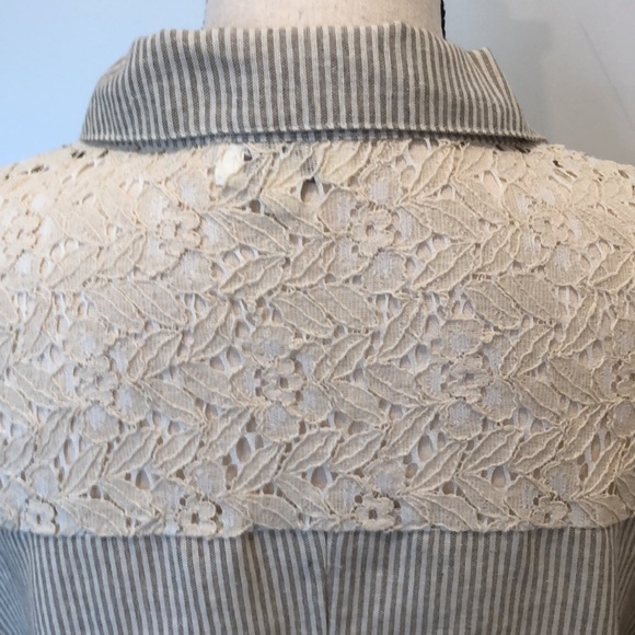 Umgee striped shirt beige with lace pattern SZ  L button down - Picture 6 of 10